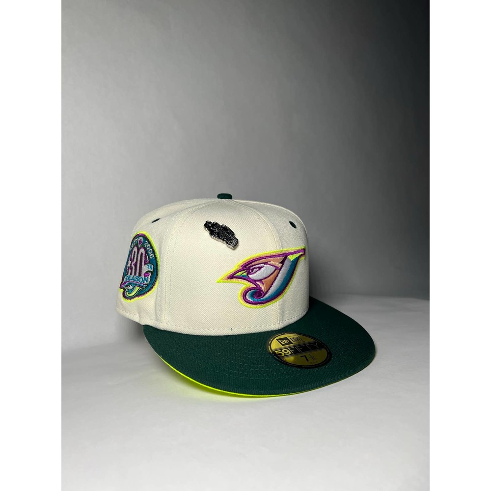 7 1/4 Toronto Blue Jays Capsule Caps Chrome 30th Season Fitted Hat